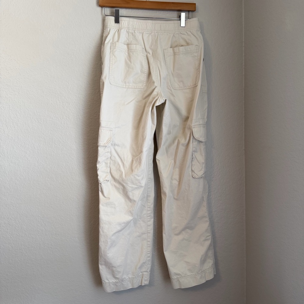 Abercrombie & Fitch Women’s Curve Love Relaxed Cargo Cream Pants, Size 28 Long - Picture 5 of 8